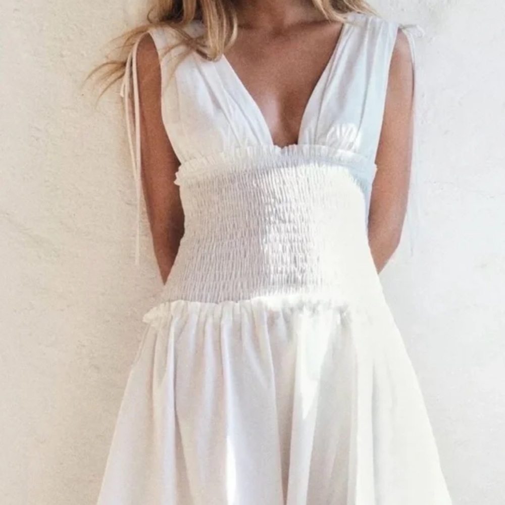 ZARA White Smocked V-Neck Mini Dress